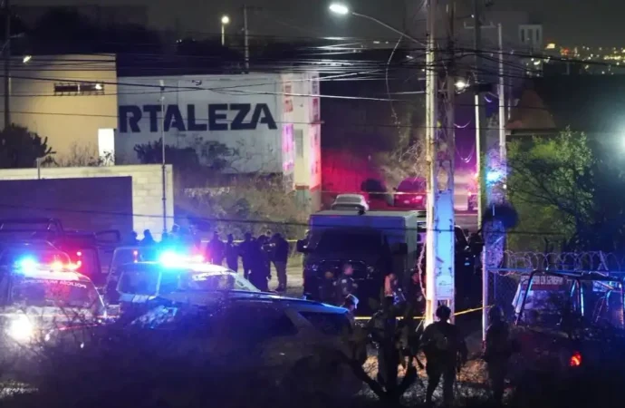 Ataque armado en Corregidora, Querétaro deja 5 muertos y 10 heridos